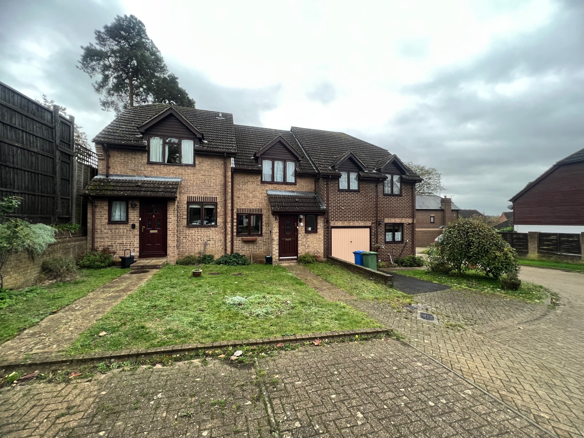 Sales Berkshire Estate Agents